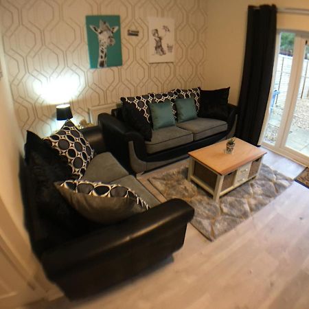 Very Large House, 6 Beds, 4 Bedrooms, 3 Bathrooms, 5 Smart Tv'S & Van Parking Boston Extérieur photo