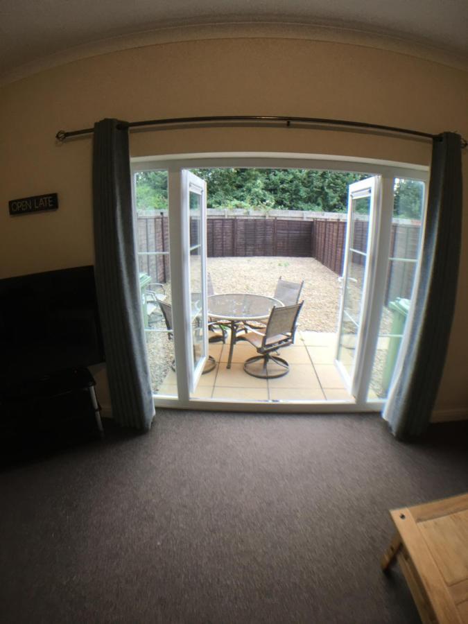 Very Large House, 6 Beds, 4 Bedrooms, 3 Bathrooms, 5 Smart Tv'S & Van Parking Boston Extérieur photo
